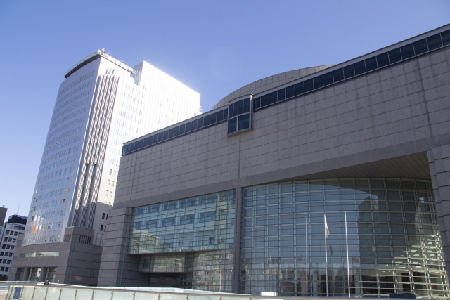 愛知芸術文化センター